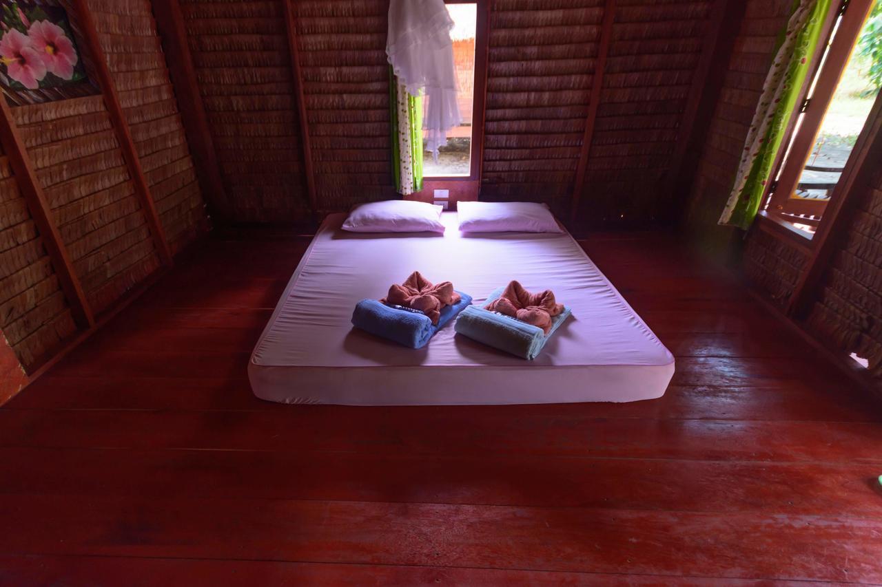 Rakkan Resort Ko Phra Thong ภายนอก รูปภาพ
